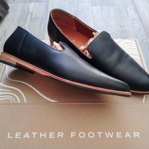 Patina Leather Loafers. Black, size 7.